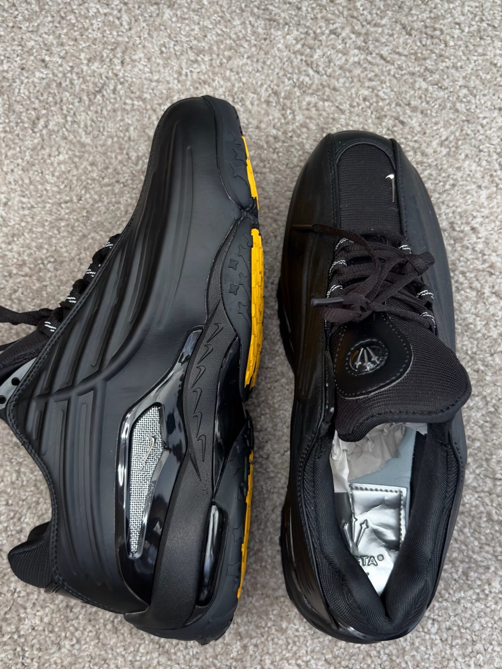 Nike noctahotsteps